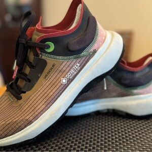 Vasque Women’s Now Waterproof Shoes in Canyon Brown